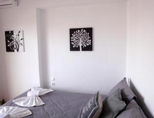 Posteľ alebo postele v izbe v ubytovaní Polychrono Nikos Apartment