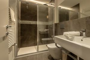 A bathroom at Il Pozzo Magico