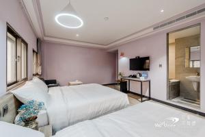 TV a/nebo společenská místnost v ubytování Prince Hotel