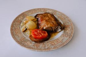 Jedzenie w hotelu lub w pobliżu