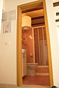 Koupelna v ubytování Apartment La Perla A2 BOL-CENTER