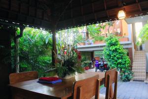 Zahrada ubytování CR Tris Rooms Seminyak