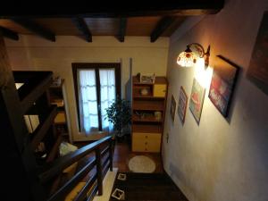 Gambar di galeri bagi Alex's Home di Crone