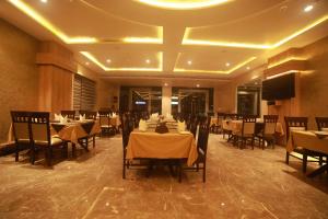 Hotel Le Grande餐厅或其他用餐的地方