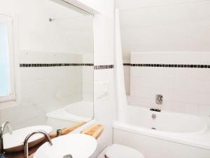 Ванная комната в Ugo Architect's Bright Loft