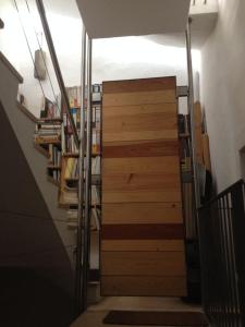 ボルツァーノにあるUgo Architect's Bright Loftの廊下