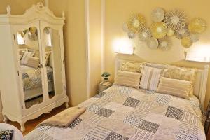 Postel nebo postele na pokoji v ubytování Appartment Indira