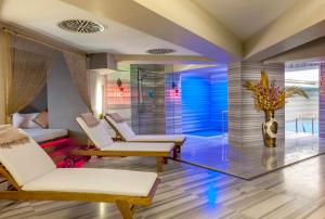 Posezení v ubytování Hotel Yasmak Sultan