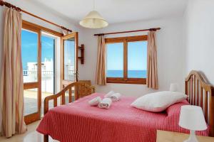 Posteľ alebo postele v izbe v ubytovaní Villa Fort View