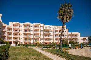 Το κτήριο όπου στεγάζεται  το διαμέρισμα