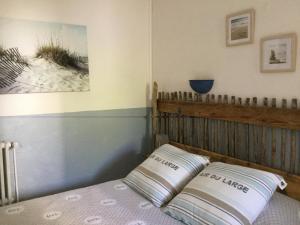 Postel nebo postele na pokoji v ubytování Hotel Le Méditérranée
