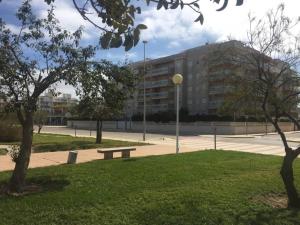 Fotografie z fotogalerie ubytování .Apartamento 1a linea de playa + piscina + parking DAIMUS v destinaci Daimuz