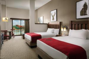 เตียงในห้องที่ Great Wolf Lodge Grapevine