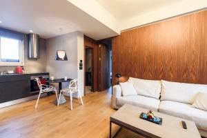 Posezení v ubytování Acropolis Dream Apartment + 37 fotografií