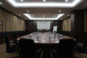 Zona business o sala conferenze di Hotel Brothers Solo