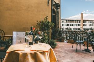 Nápoje v ubytování Domus Florentiae Hotel