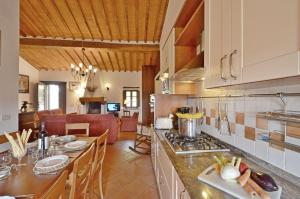 Η κουζίνα ή μικρή κουζίνα στο La Torre