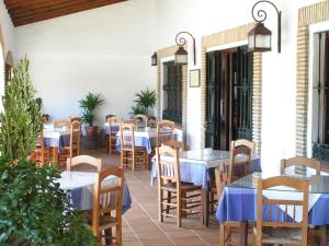 Restaurace v ubytování Hostal El Capi