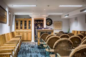 Posezení v ubytování Astral Nirvana Suites- Half Board