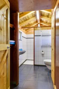 Ванна кімната в Hotel De Nieuwe Tijd Wieringermeer