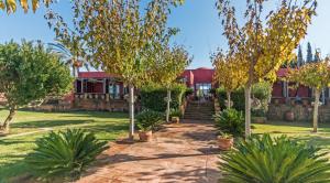 A garden outside Finca Son Cifre Manacor