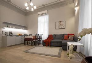 Гостиная зона в Sophisticated apartment in Syntagma by GHH