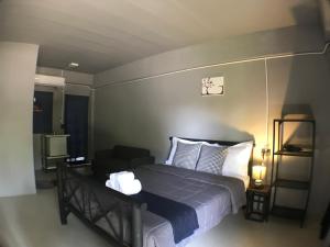 Imagen de la galería de Laan Rab Lom Home & Cafe', en Nong Khae