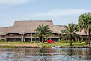 Galeriebild der Unterkunft The Royal Senchi Hotel and Resort in Akosombo