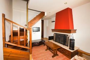 Gallery image of Anemoessa Traditional Guesthouse in Mileai