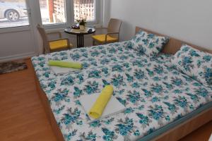 Postel nebo postele na pokoji v ubytování Apartment Elmari