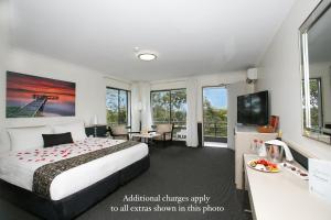 BEST WESTERN PLUS Apollo Hotel Newcastle客房内的一张或多张床位