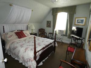 Un pat sau paturi într-o cameră la LaCasa enShediac
