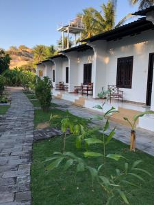 Κήπος έξω από το Bí Homestay