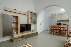 Kuchyňa alebo kuchynka v ubytovaní NAXOS HOUSE