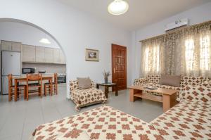 Kuchyňa alebo kuchynka v ubytovaní NAXOS HOUSE