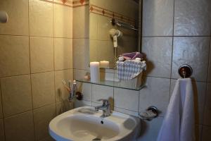 A bathroom at Dolphin Studios