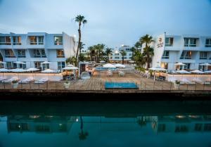 The swimming pool at or close to Astral Palma Hotel