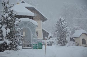 Gasthof zur Schmiede v zimě