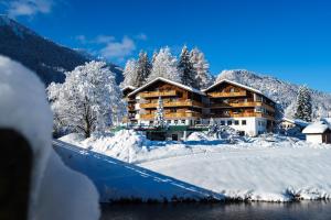 Gallery image of Parkhotel Sonnenhof in Oberammergau