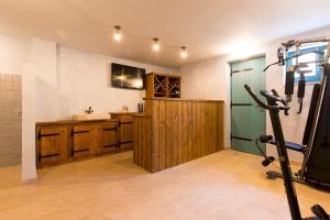 Fitness centrum a/nebo fitness zařízení v ubytování Luxury Villa Tia