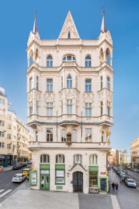 El edificio en el que está el aparthotel
