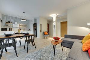 Gallery image of Cooleq Apartments Ogarna by TriApart in Gdańsk