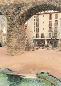 Gallery image of Hotel des Arcades in Céret