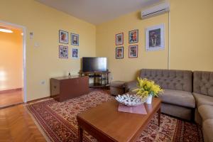 Gallery image of Holiday Home Nives in Tivat