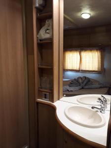 Fotografie z fotogalerie ubytování Classiccar Caravan v destinaci Chai Nat