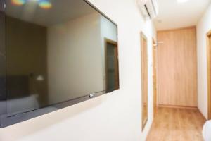 TV a/nebo společenská místnost v ubytování Hotel Lidar