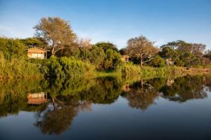 Afbeelding uit fotogalerij van Kayube Estate Bungalows in Livingstone