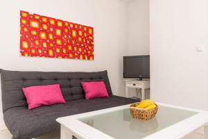 TV a/nebo společenská místnost v ubytování Apartments Kukuriku
