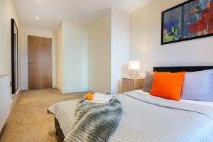 Gallery image of Two Bedroom Apartments in Limehouse in London