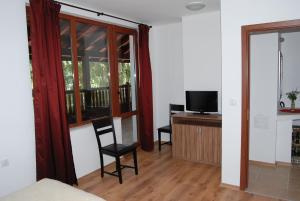 Gallery image of Vidima Apartment Hotel in Apriltsi